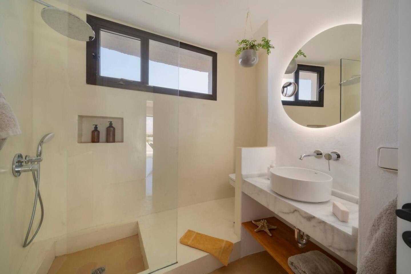 Lanzarote Famara Beach Bungalow المظهر الخارجي الصورة